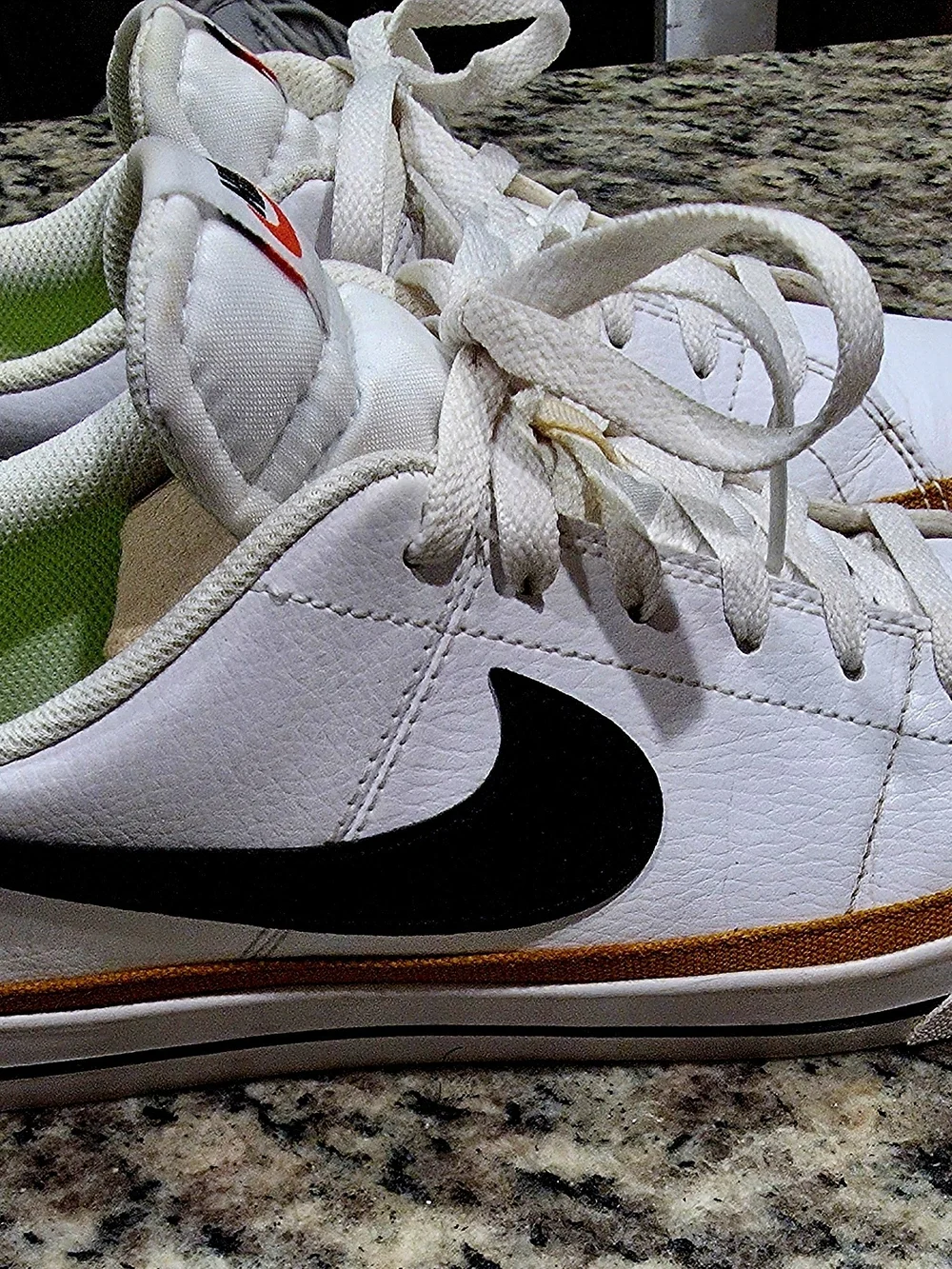 Nike Court Legacy (Women's Size 9.5)